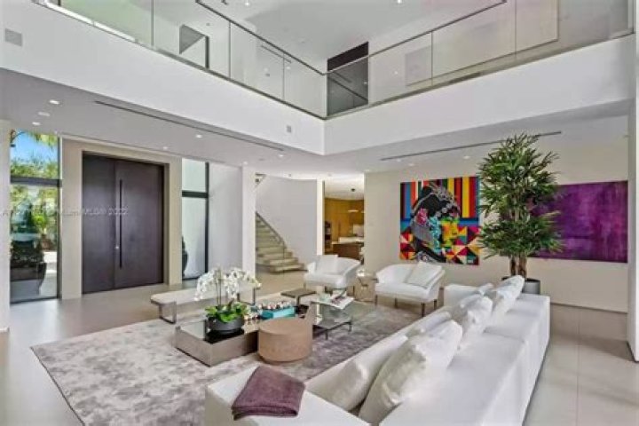 
A Million Here, A Million There! See Inside Lil Wayne’s Miami Mansion, Listed For $29.5 Million 