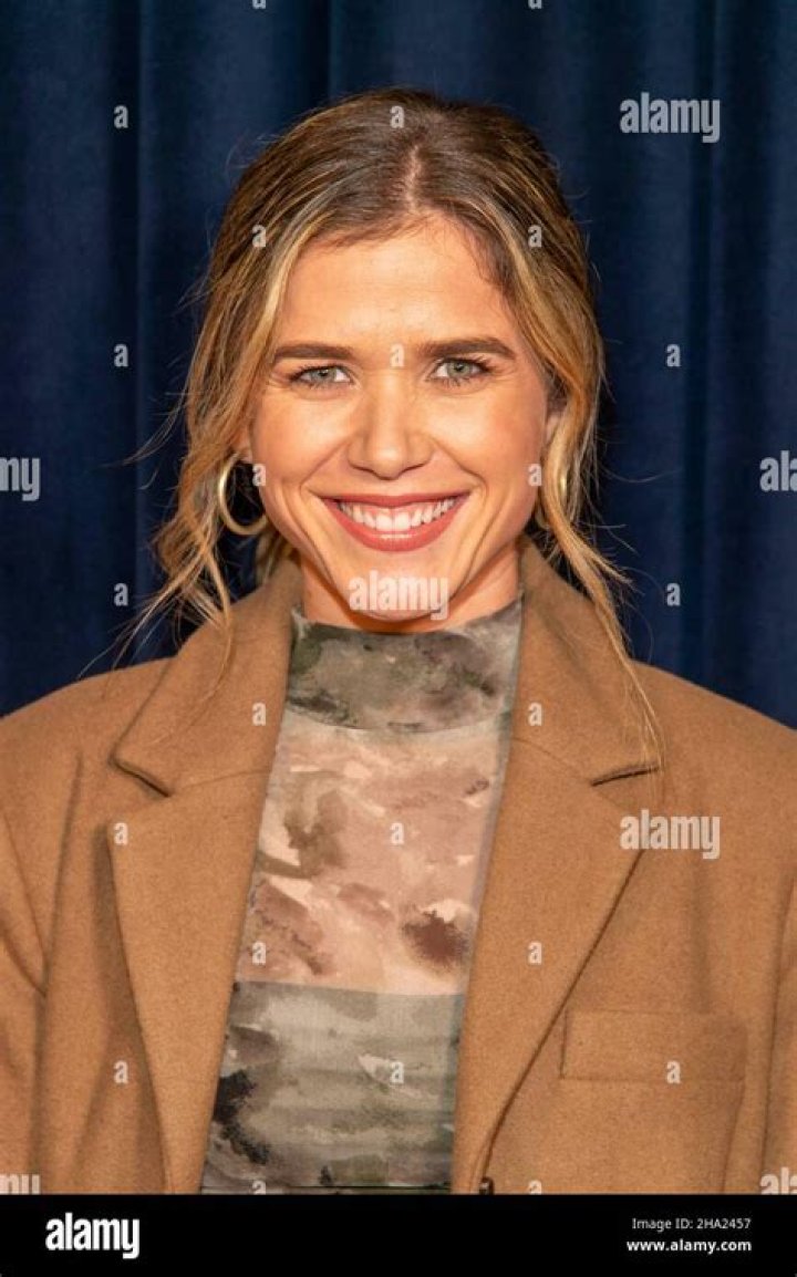 Anna Marie Dobbins Height, Weight, Net Worth, Age, Birthday, Wikipedia, Who, Nationality, Biography