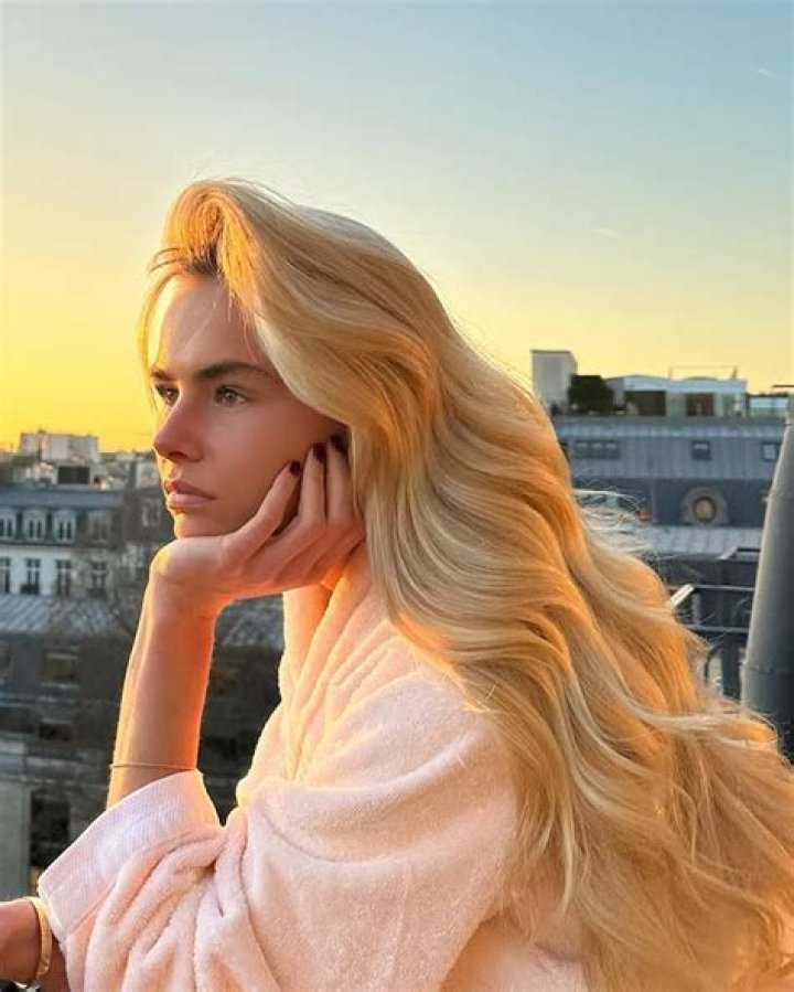 Annekee Molenaar Height, Weight, Net Worth, Age, Birthday, Wikipedia, Who, Instagram, Biography