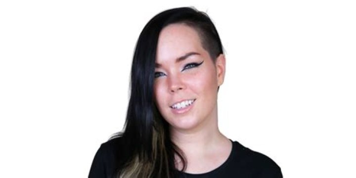 
Arin Hanson’s wife Suzy Berhow Wiki Bio, age, height, sister, net worth 