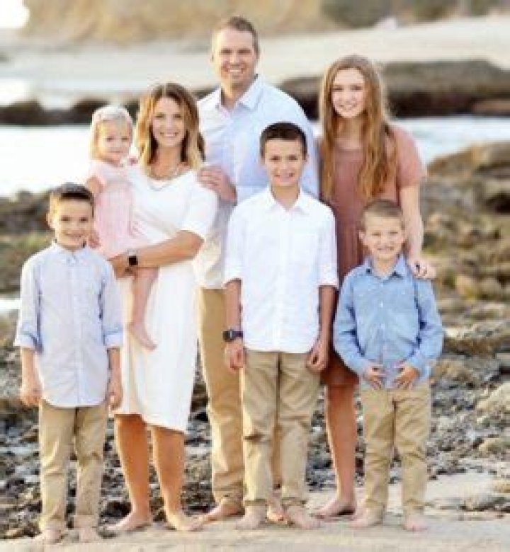 Branden Bingham is Married to Wife: Mindy Bingham. 5 kids.