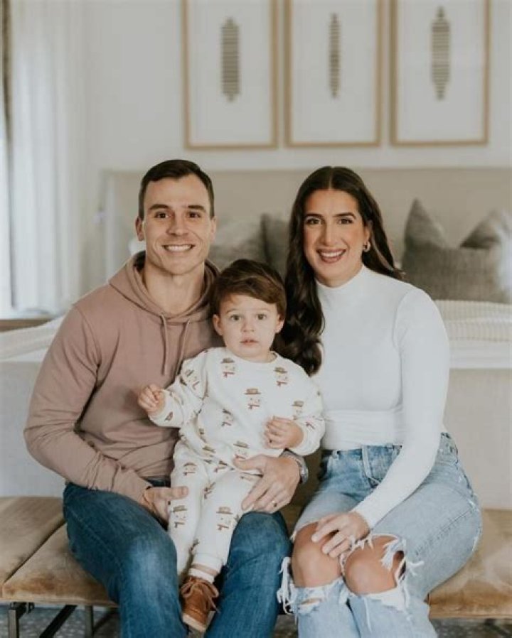 
Brittney Allen Height, Age, Husband, Biography, Wiki, Net Worth 