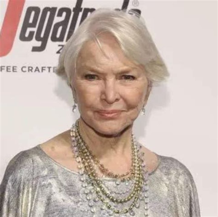 
Carol Mansell Height, Weight, Net Worth, Age, Birthday, Wikipedia, Who, Nationality, Biography 