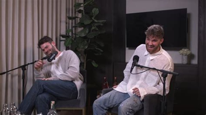 Chainsmokers Gay? DJ Duo the Chainsmokers Admitted to Having “Weird” Devil’s Threeways