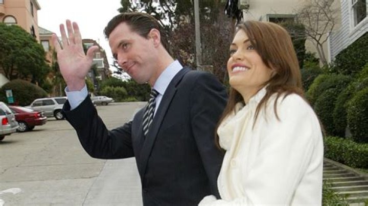 Courtney Cahoon Height, Weight, Net Worth, Age, Birthday, Wikipedia, Who, Instagram, Biography