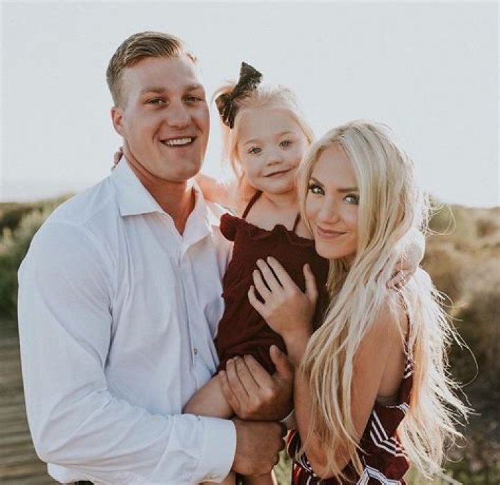 Courtney Santaella Height, Weight, Net Worth, Age, Birthday, Wikipedia, Who, Instagram, Biography