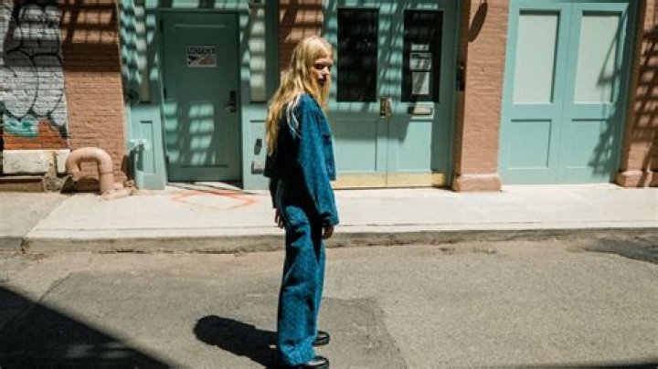 
DL1961 New Collection: Shop the Meghan Markle-Approved Denim Brand For All Your Fall Wardrobe Essentials 