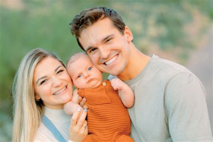 
Does Lewis Young Have A Girlfriend? His Parents And Net Worth Explored 