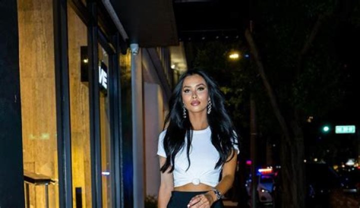 
Evelyn Ellis Ethnicity And Nationality – What Is Her Family Background? Age And Instagram 