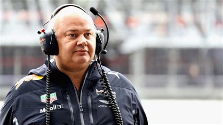 
F1 Engineer Rob Marshall Red Bull Salary | Wife And Children 
