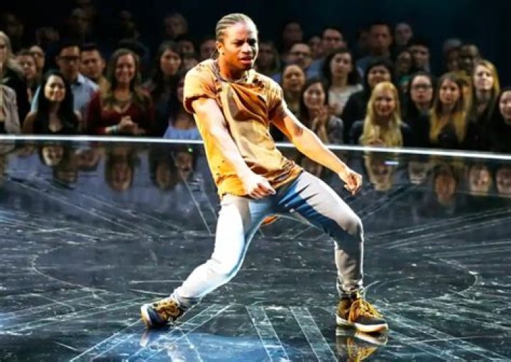 Fik Shun Height, Weight, Net Worth, Age, Birthday, Wikipedia, Who, Nationality, Biography