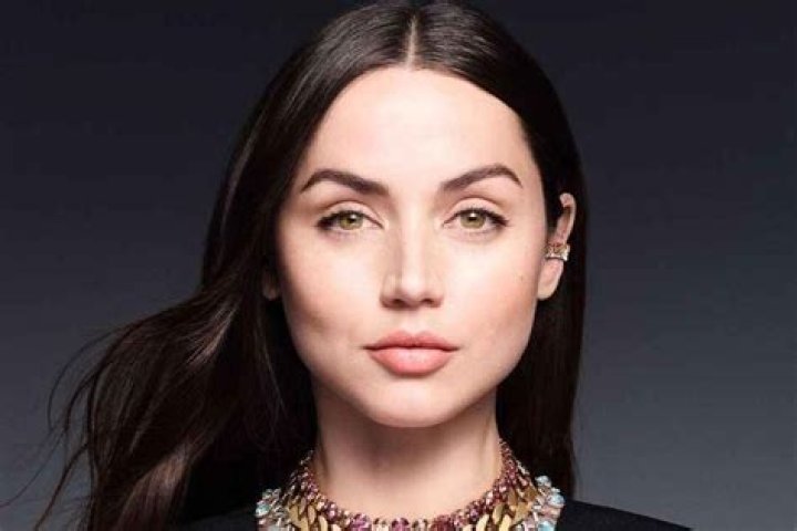 Francesca Hung Height, Weight, Net Worth, Age, Birthday, Wikipedia, Who, Instagram, Biography