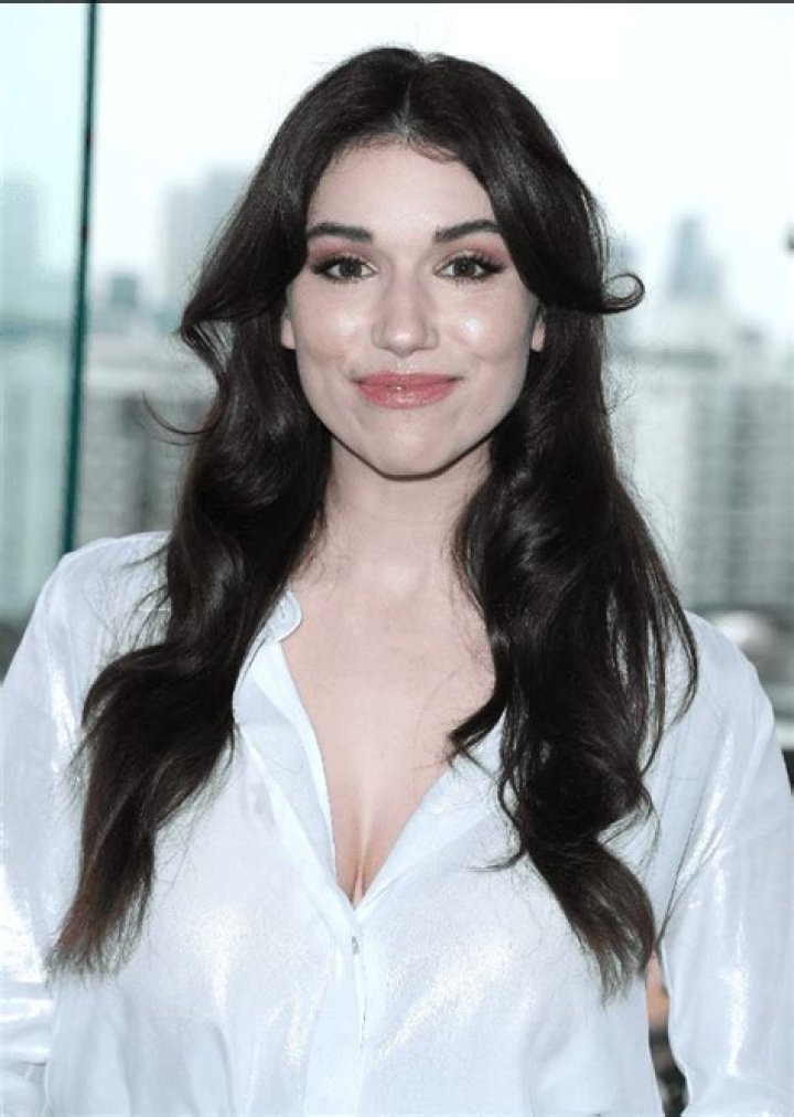 Grace Caroline Currey Height, Weight, Net Worth, Age, Birthday, Wikipedia, Who, Nationality, Biography