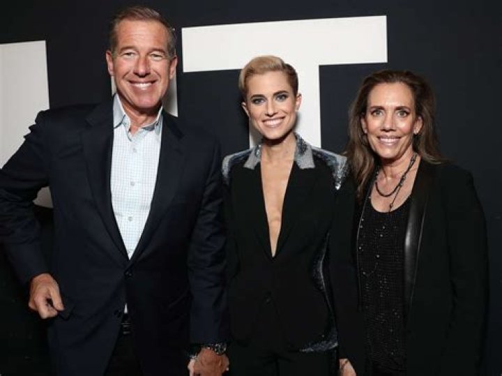 
Growing Up Around Celebrity Parents, Allison Williams Father and Mother Brian And Jane Stoddard Williams 