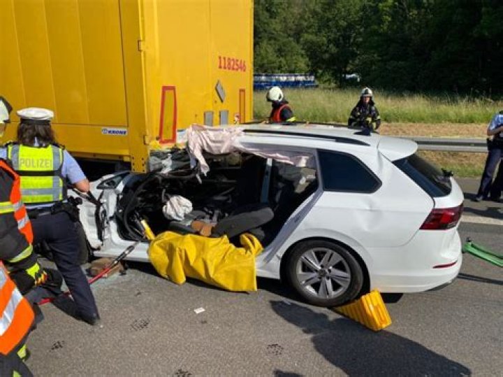 
Hashim And Saqib Accident Death In A46 Crash Leicester- Is Mayb Vlogs Arrested? 