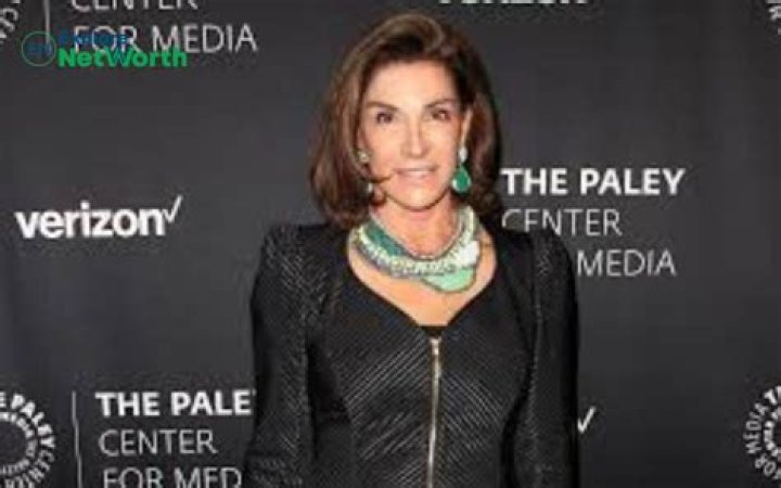 Hilary Farr Height, Weight, Net Worth, Age, Birthday, Wikipedia, Who, Nationality, Biography