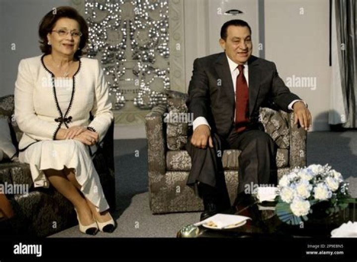 Hosni Mubarak Height, Age, Wife, Biography, Wiki, Net Worth