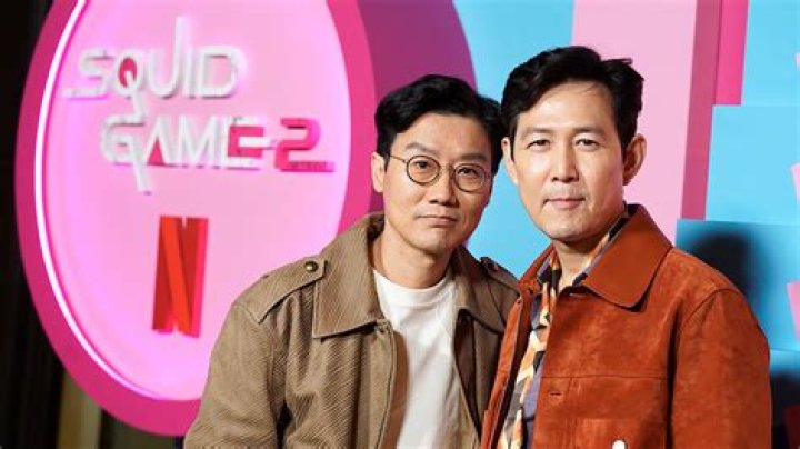 
Hwang Dong-hyuk Gave An Emotional Statement Following Squid Game’s Honor At The 2022 Emmys 