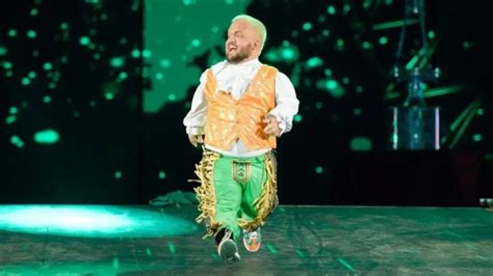 Is Hornswoggle Married? His Bio, Age, Wife, Father, Family, Net worth and Height