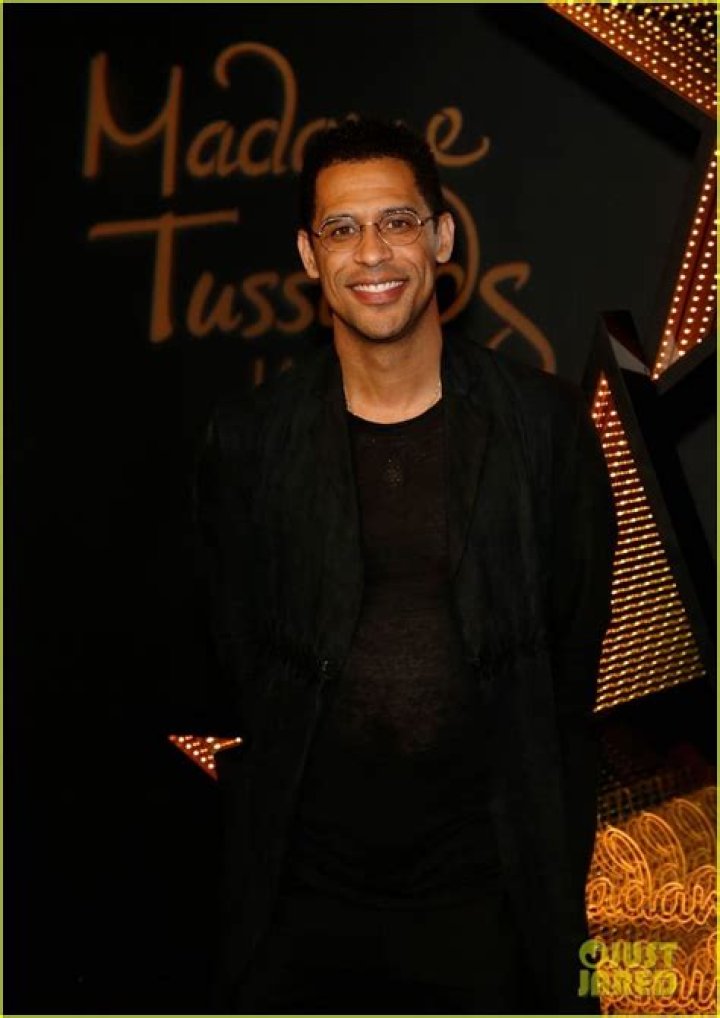 
Is Rashad Haughton Married to Wife? Or Dating a Girlfriend? 