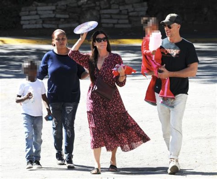 Is Sandra Bullock a Lesbian? Get More Information About Him!