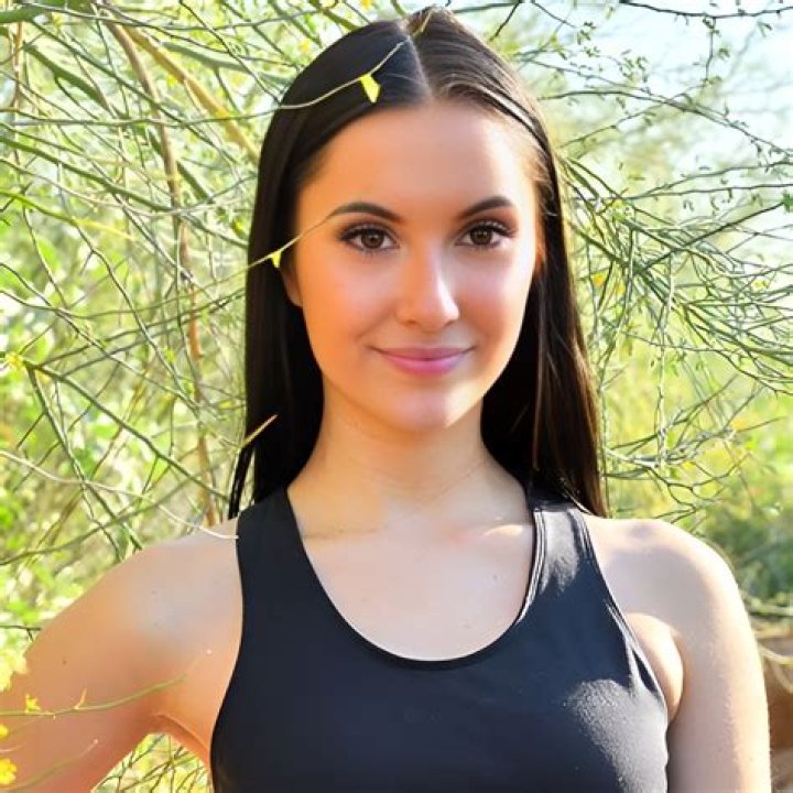 Jazmin Re’Nae Height, Weight, Net Worth, Age, Birthday, Wikipedia, Who, Nationality, Biography