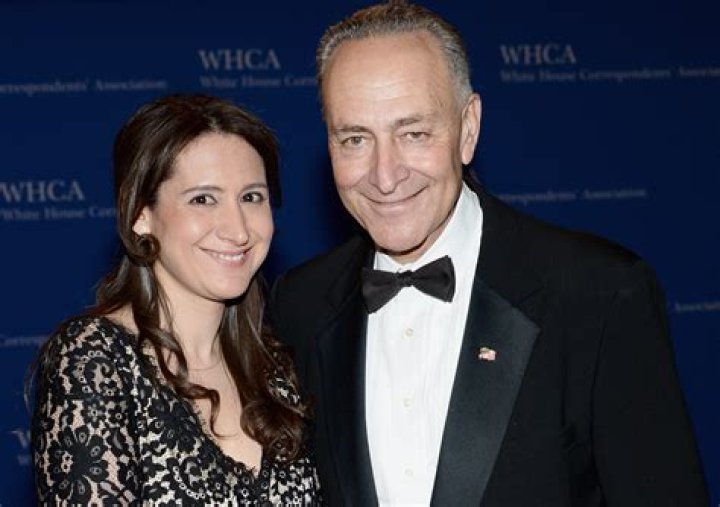 Jessica Emily Schumer Height, Weight, Net Worth, Age, Birthday, Wikipedia, Who, Nationality, Biography