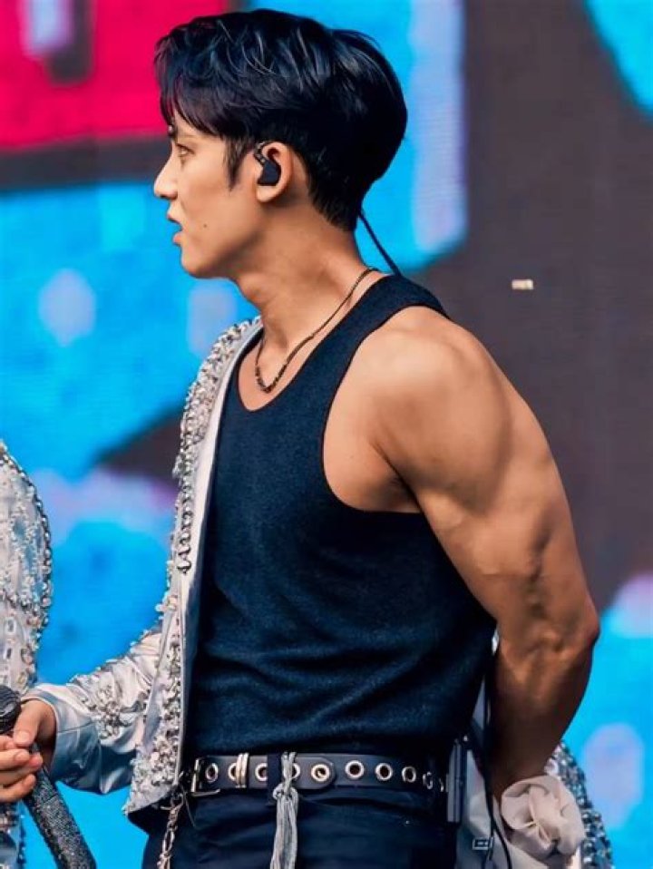 Kim Mingyu Height, Weight, Net Worth, Age, Birthday, Wikipedia, Who, Nationality, Biography