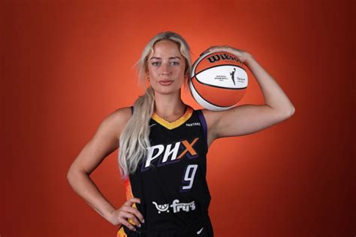 Kinley Cunningham Height, Weight, Net Worth, Age, Birthday, Wikipedia, Who, Nationality, Biography