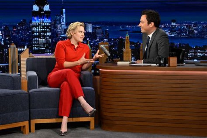 
Kyle Mooney Wife: Is American Actor Married Kate Mckinnon? 