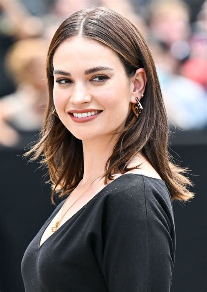 Lily James Height, Weight, Net Worth, Age, Birthday, Wikipedia, Who, Nationality, Biography