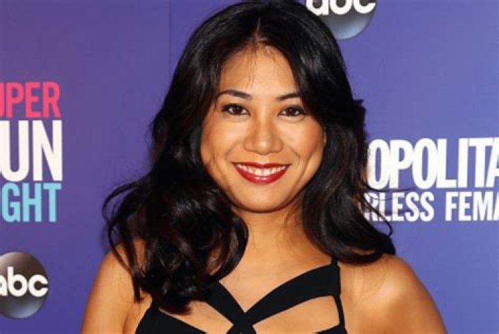 Liza Lapira’s Measurements, Plastic Surgery, Boyfriend, Wiki