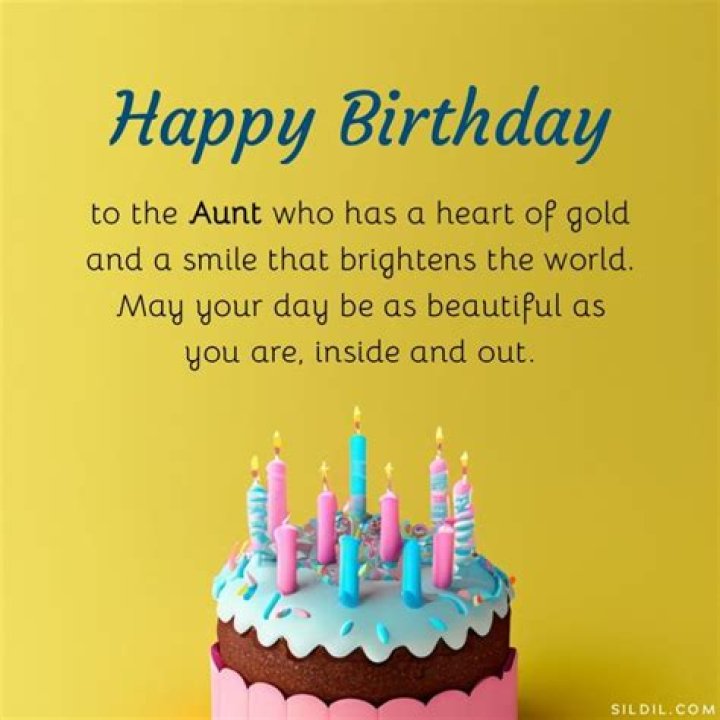 
Lizzy Gold shines as she celebrates her birthday. 