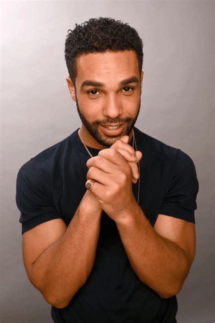 
Lucien Laviscount Partner, Wife And Net Worth – 5 Fast Facts 