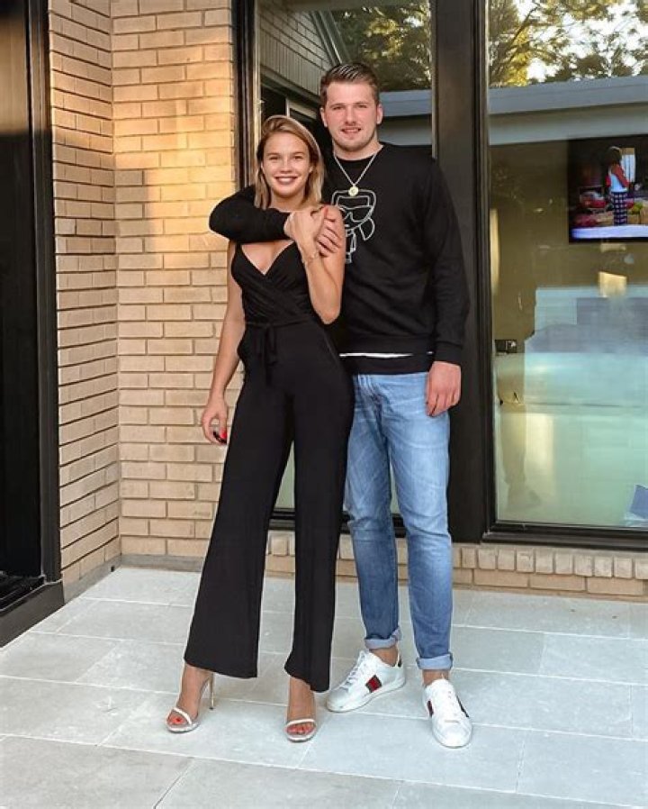 
Luka Doncic is not Married to Wife. Dating Girlfriend: Anamaria Goltes. 
