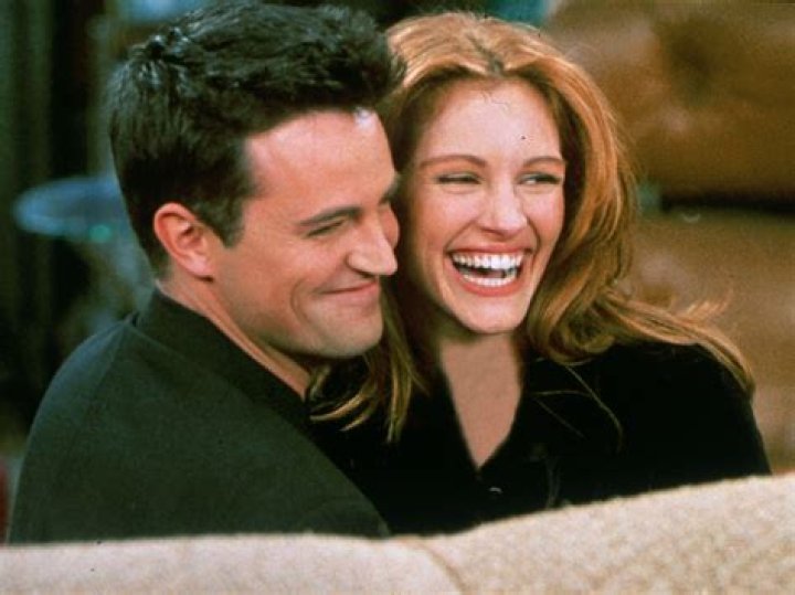 
Matthew Perry on Dating Julia Roberts in the ’90s: It ‘Had Been Too Much for Me’ 