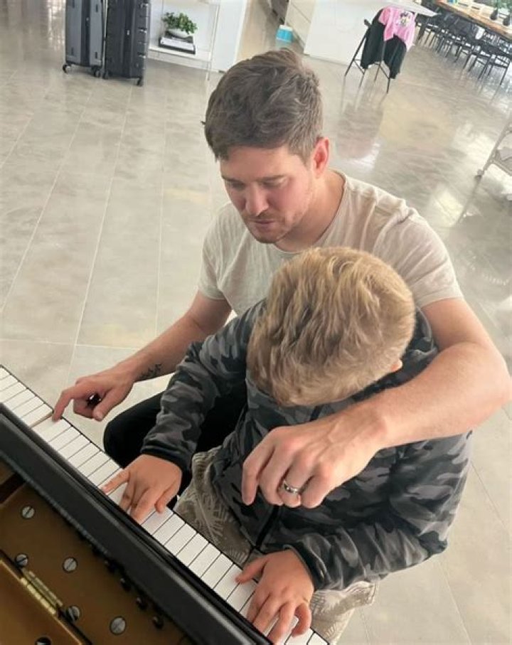 
Michael Bublé Believes He Could’ve Been A ‘Bigger Star’ If He Didn’t Start A Family 