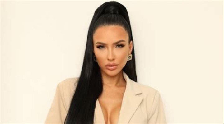 Mikayla Saravia – Kkvsh Height, Age, Boyfriend, Biography, Wiki, Net Worth
