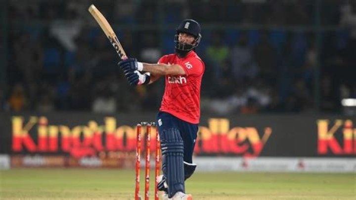 
Moeen Says One-Over ‘Gamble’ Cost England Against Pakistan 