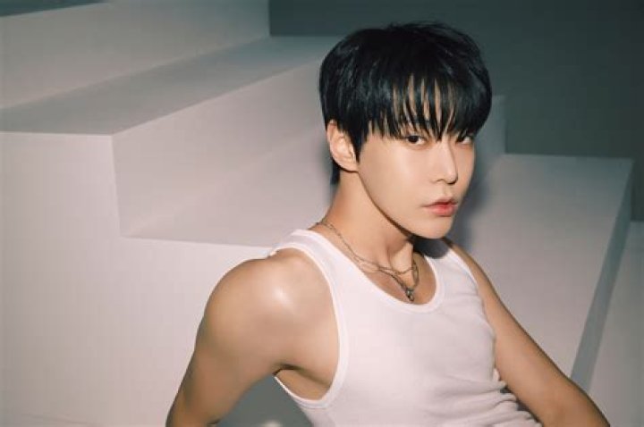 
NCT’s Doyoung Became The First Korean & Japanese Brand Ambassador For ‘Dolce & Gabbana’ 