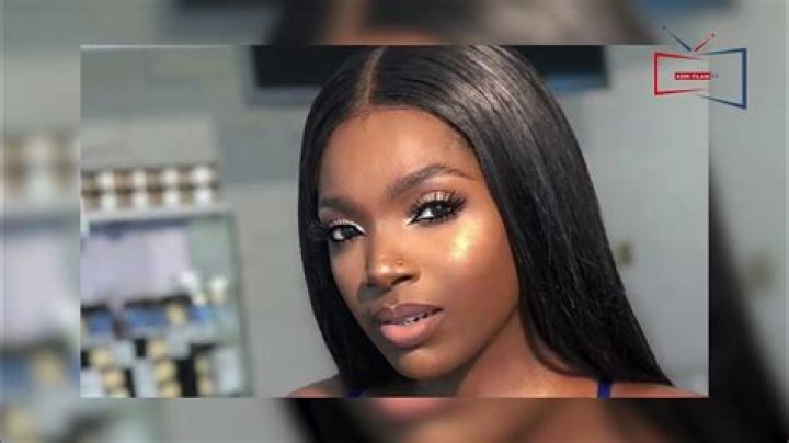 
Netizens fire Annie Idibia and 2Face over daughter’s outfit to Tiwa Savage’s event 