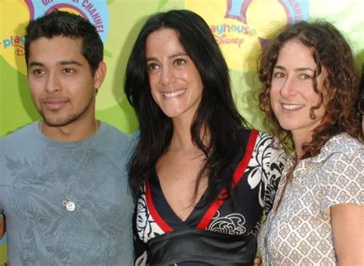 Nika Futterman Height, Age, Who, Husband, Biography, Wiki, Net Worth