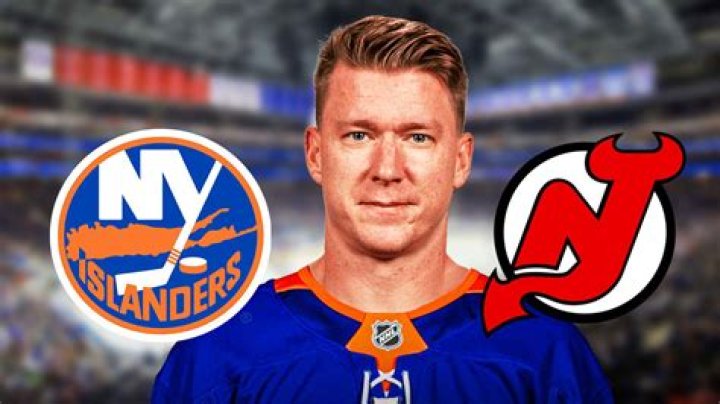 
Ondrej Palat Height, Weight, Net Worth, Age, Birthday, Wikipedia, Who, Nationality, Biography 