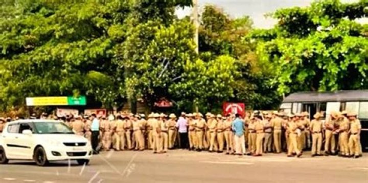 
People gear up to remove illegal tollgate in K’taka; security tightened 