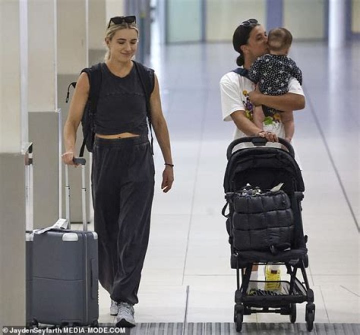 Sam Kerr Wife And Kids: Is She Married To Kristie Mewis? Family And Net Worth