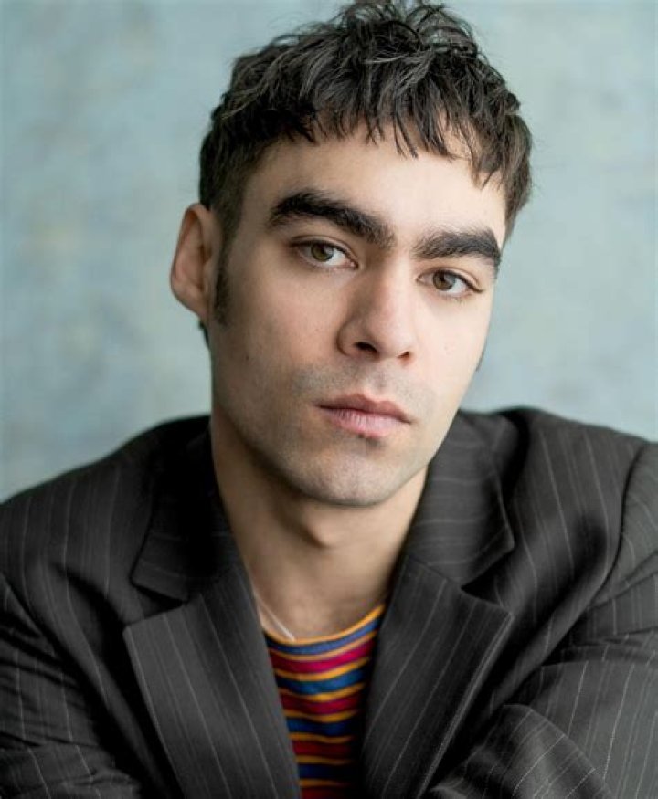 Seamus Dillane Height, Weight, Net Worth, Age, Birthday, Wikipedia, Who, Nationality, Biography