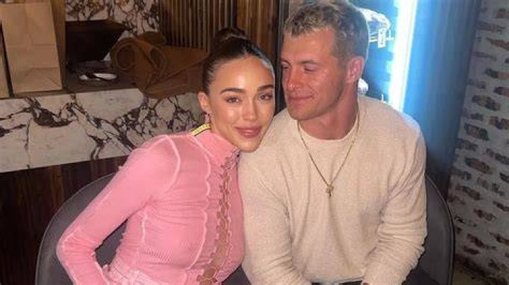 
Sophia Culpo Confirms Breakup with NFL Boyfriend Braxton Berrios 