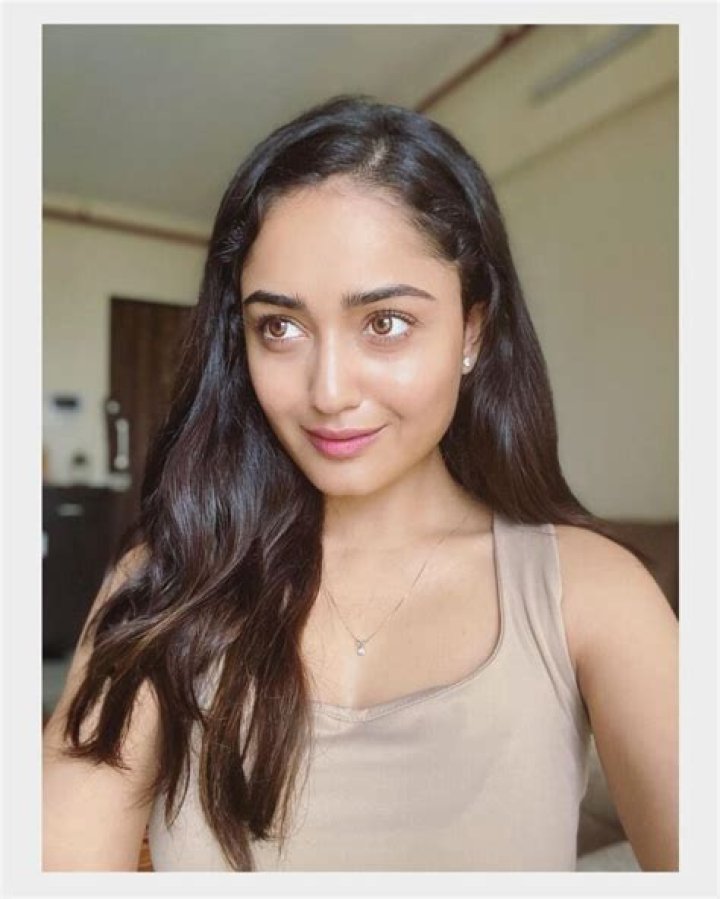 
Tridha Choudhury Height, Weight, Net Worth, Age, Birthday, Wikipedia, Who, Nationality, Biography 