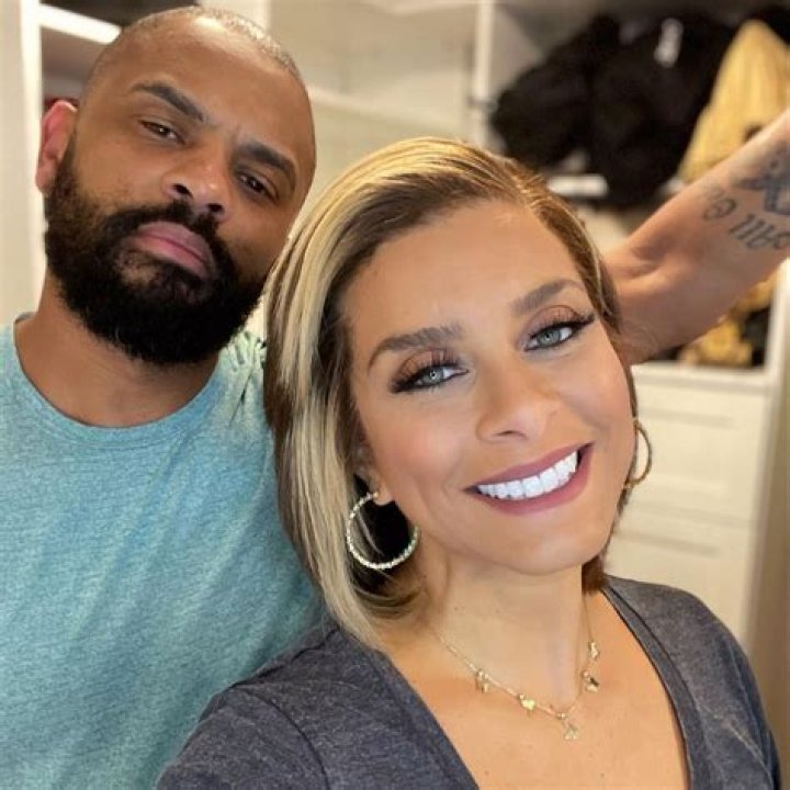
Tudor Dixon, Aaron Dixon Wife – Inside Their Religion And Faith 