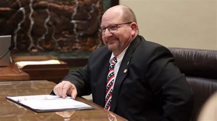 
What Happened To Rich Pahls? Death Of Nebraska State Senator Shocks Family & Friends 